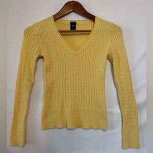 GAP Yellow Cable Knit Sweater Size Small